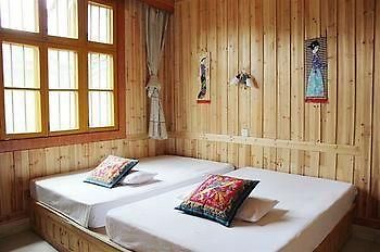 Отель Fenghuang Post House Экстерьер фото